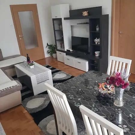 Apartman Lorena